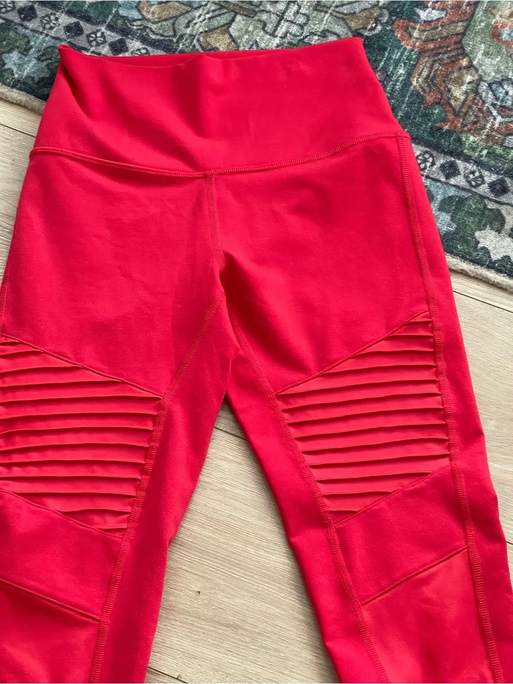 ALO YOGA Size Small Motto woman's leggings
